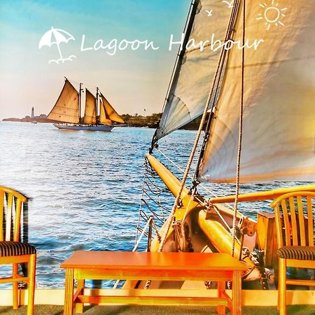 Lagoon Harbour Resort & Hotel Orillia Exterior photo